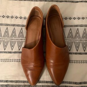 Universal Thread women’s Shoe